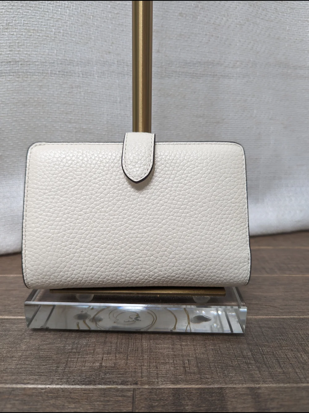 NWT- kate spade Medium Bi-fold Wallet